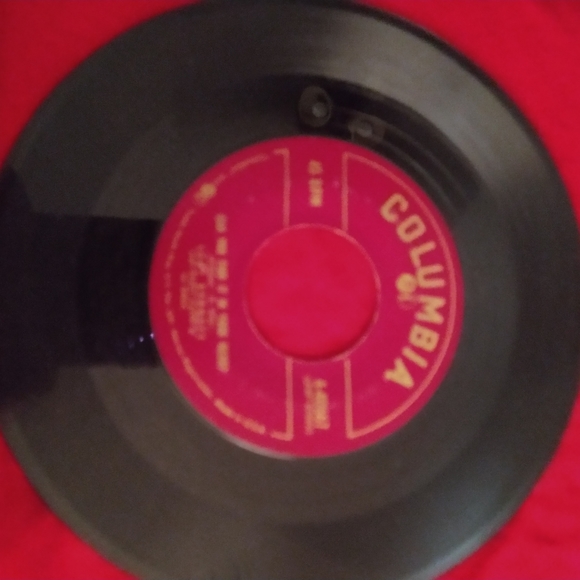 3 Tony Bennett 45" Records - Picture 3 of 11